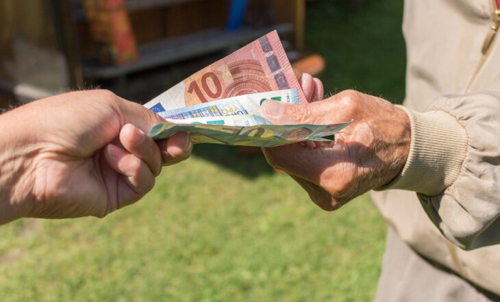 Various scams targeting seniors – new methods used by fraudsters